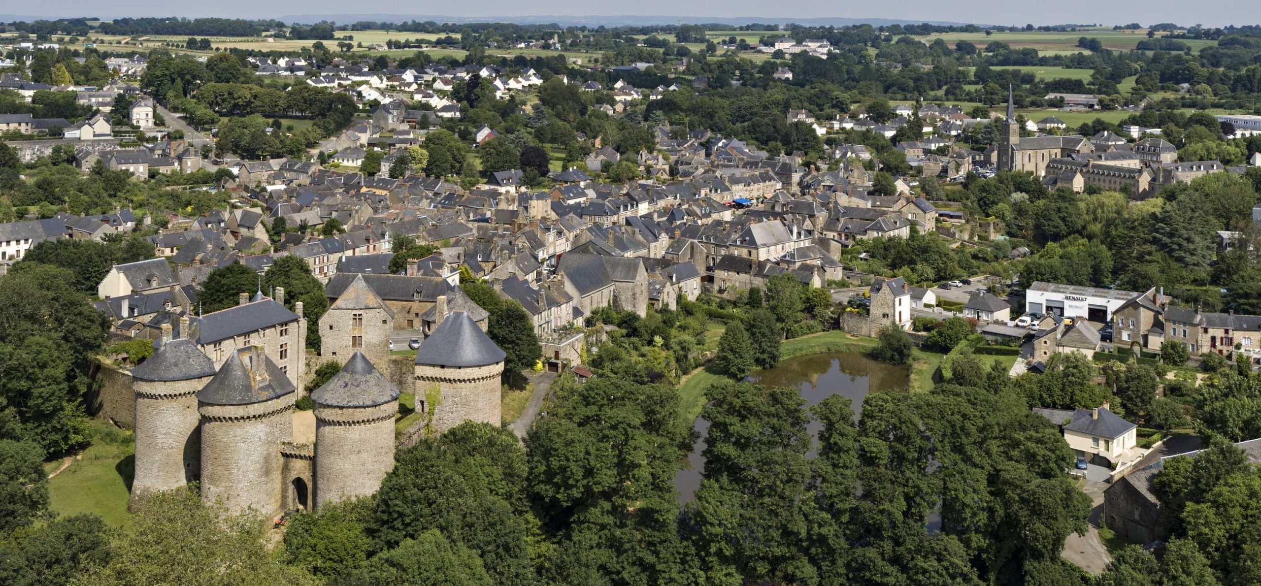 Lassay-les-Châteaux - Y. Guillotin